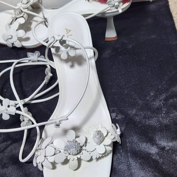 Aldo Fiorela White Leather Open Toe Straps Kitten Heels Size 6 - Picture 4 of 6